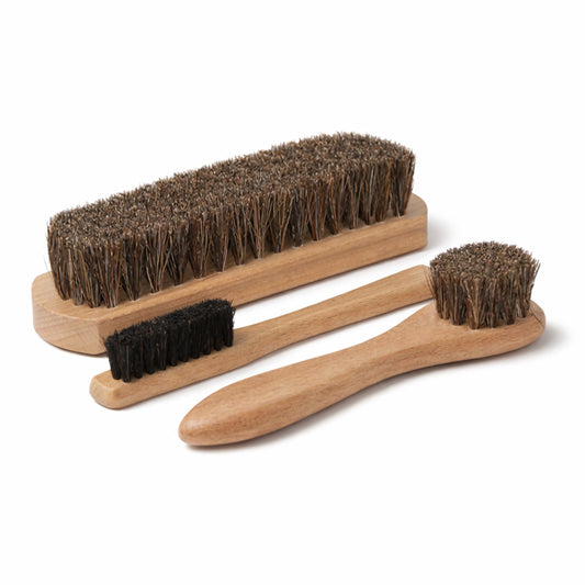 Lexol Horsehair Detailing Brush Set 每 Professional 3?Piece Leather Cleaning & Care Kit for Bags, Shoes, Accessories, Upholstery & More 每 Soft, Scratch?Free Natural Horsehair Brushes
